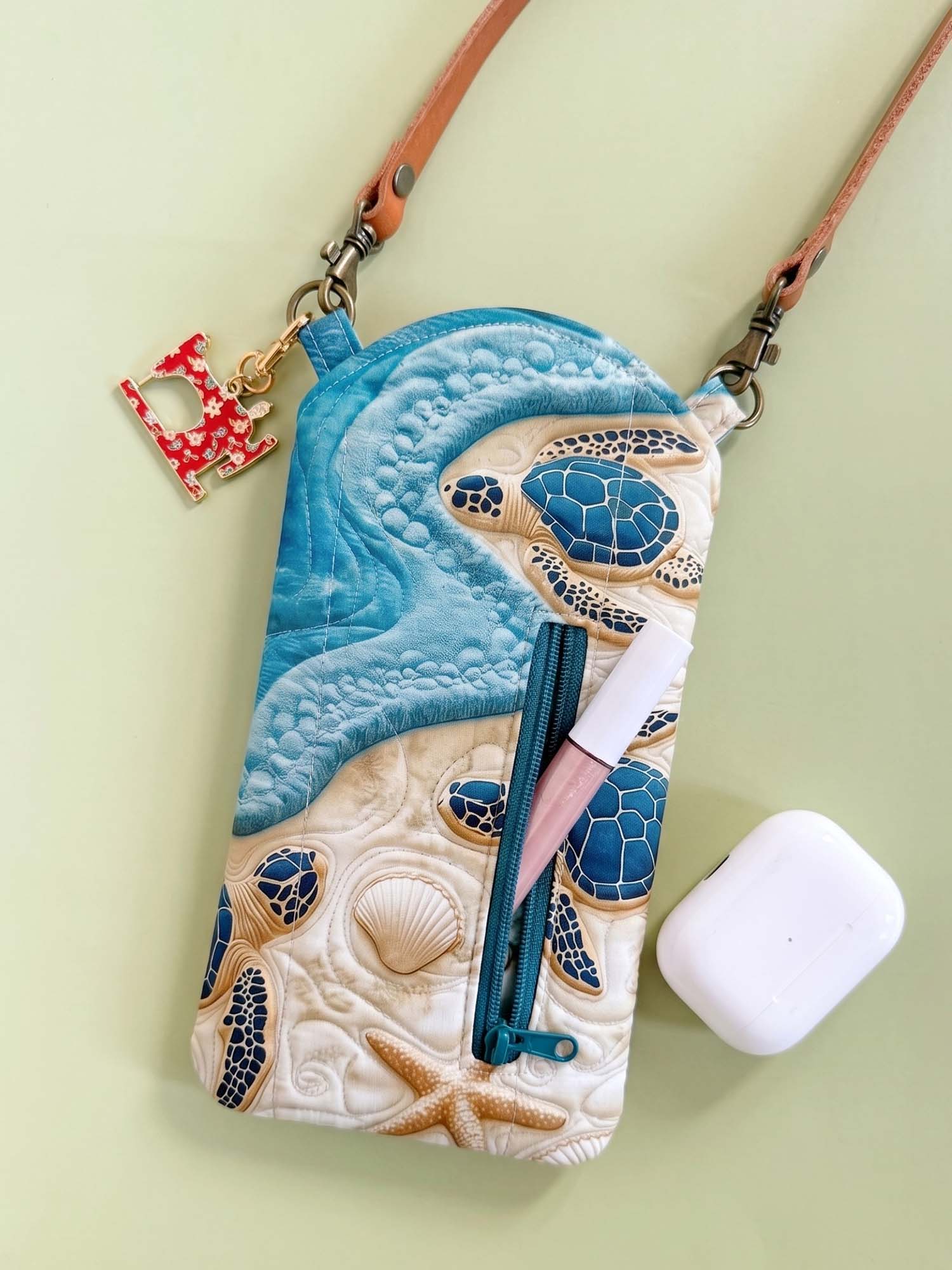 Coastal Sea Turtle Shell Starfish Quilted Slim Phone Crossbody Bag